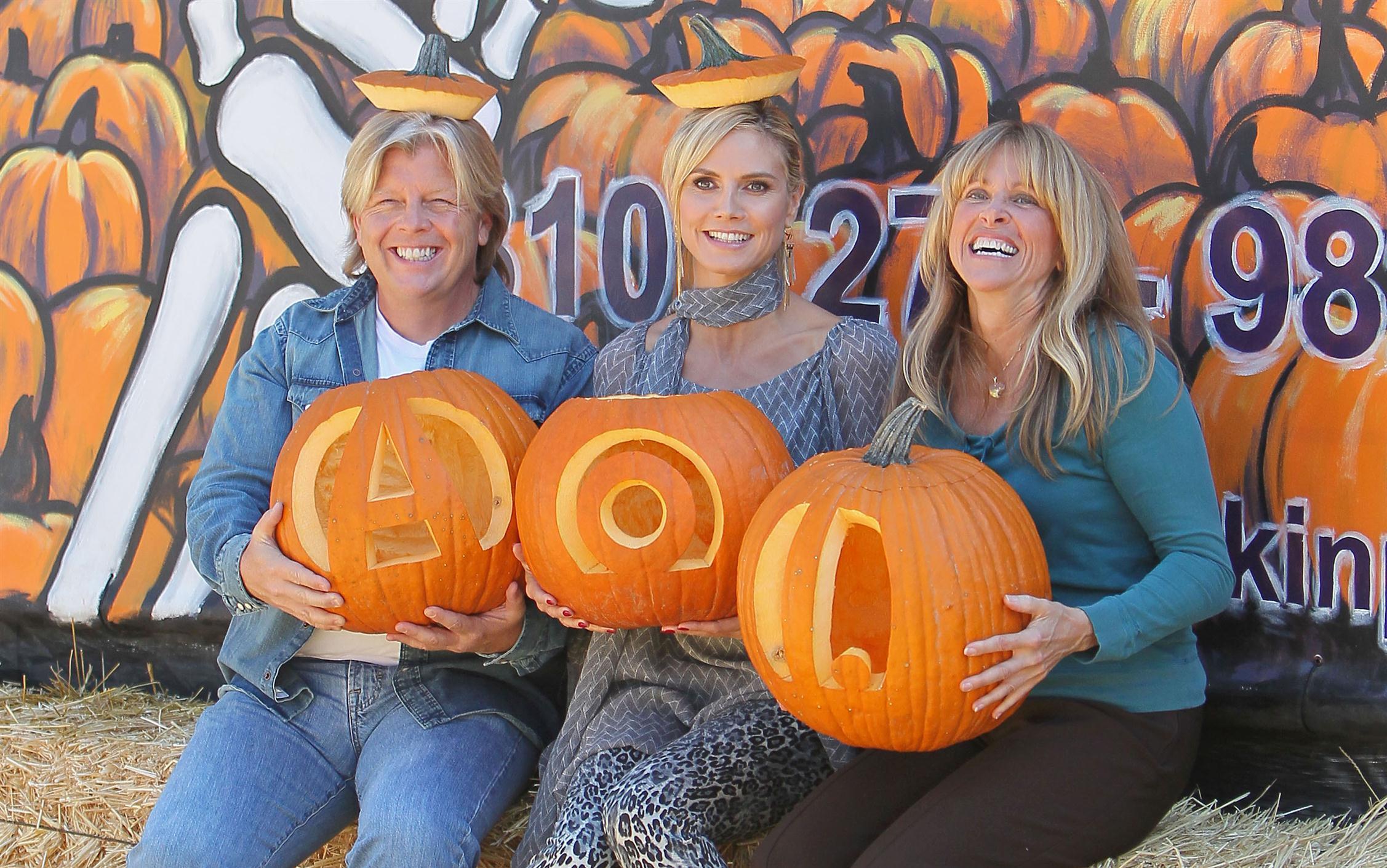 Heidi Klum at Mr Bones Pumpkin Patch in West Hollywood | Picture 100739